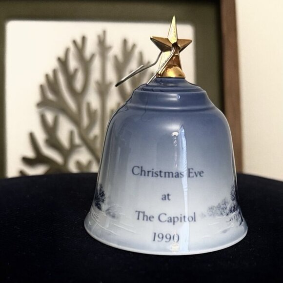 🔔 1988 Bing & Grøndahl Copenhagen Christmas Bell | Vintage Porcelain - Picture 4 of 5